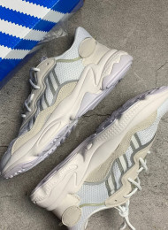 Кроссовки Adidas Ozweego White Grey живое фото 1