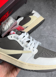 Кроссовки Nike Air Jordan 1 Low Travis Scott Reverse Mocha живое фото 3